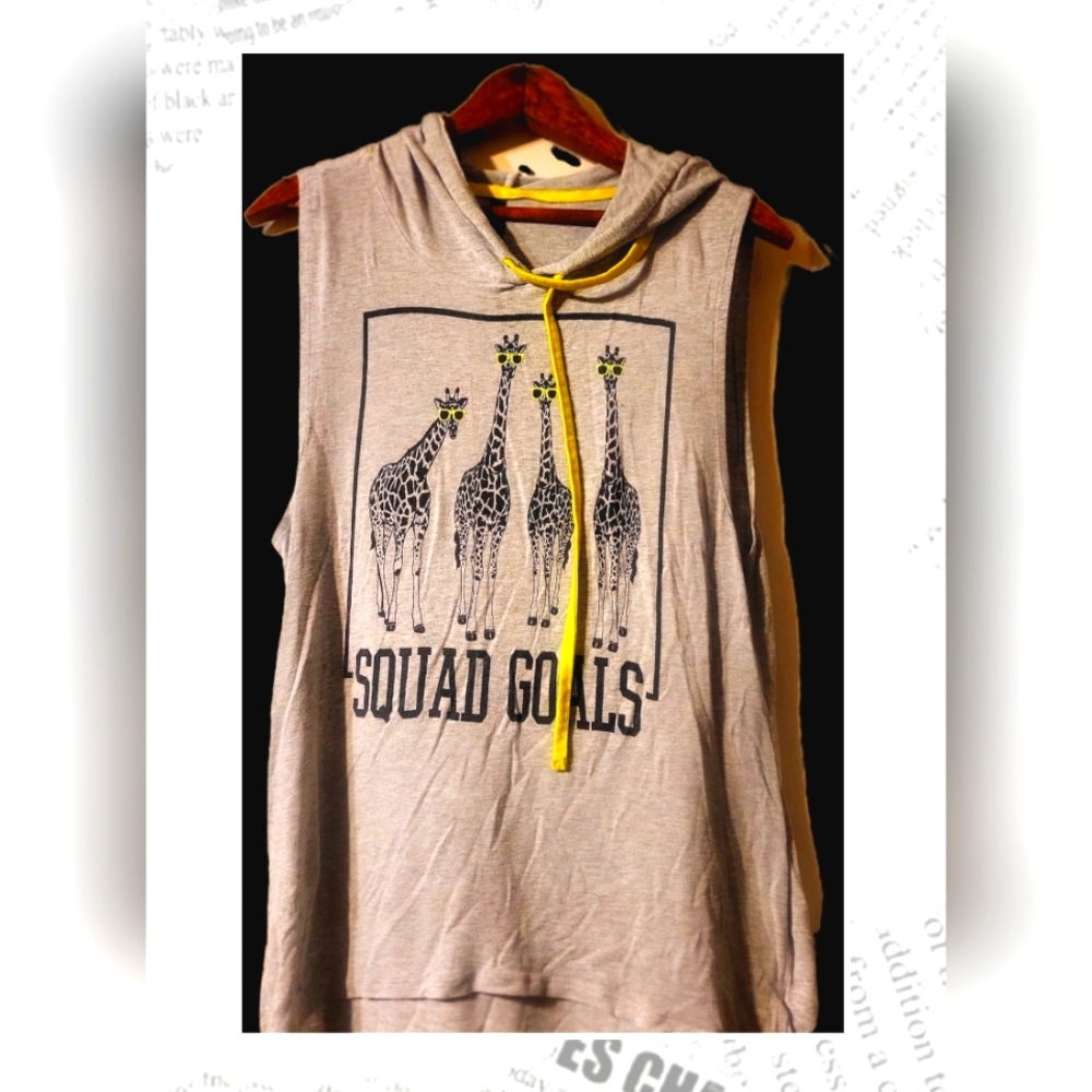 Squad Goal Giraffe 🦒 Sleeveless Graphic T / Hoodie